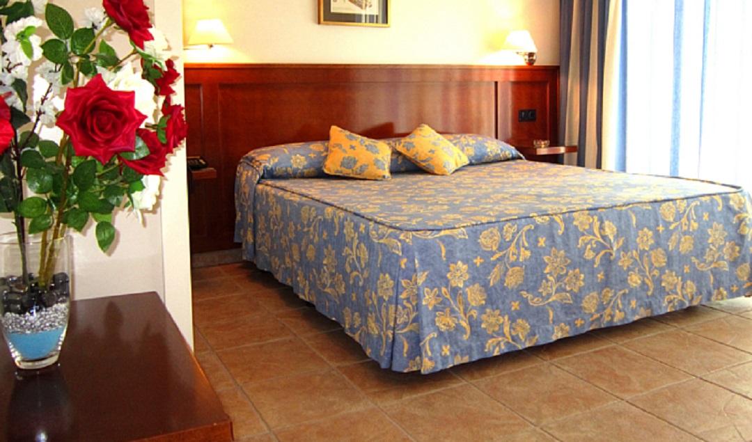 Hotel Rambla เบนิดอร์ม ภายนอก รูปภาพ