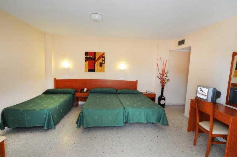 Hotel Rambla เบนิดอร์ม ภายนอก รูปภาพ